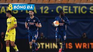 Bàn thắng từ chấm 11m của Pepe giúp Arsenal có đôi chút hy vọng trước trận lượt về