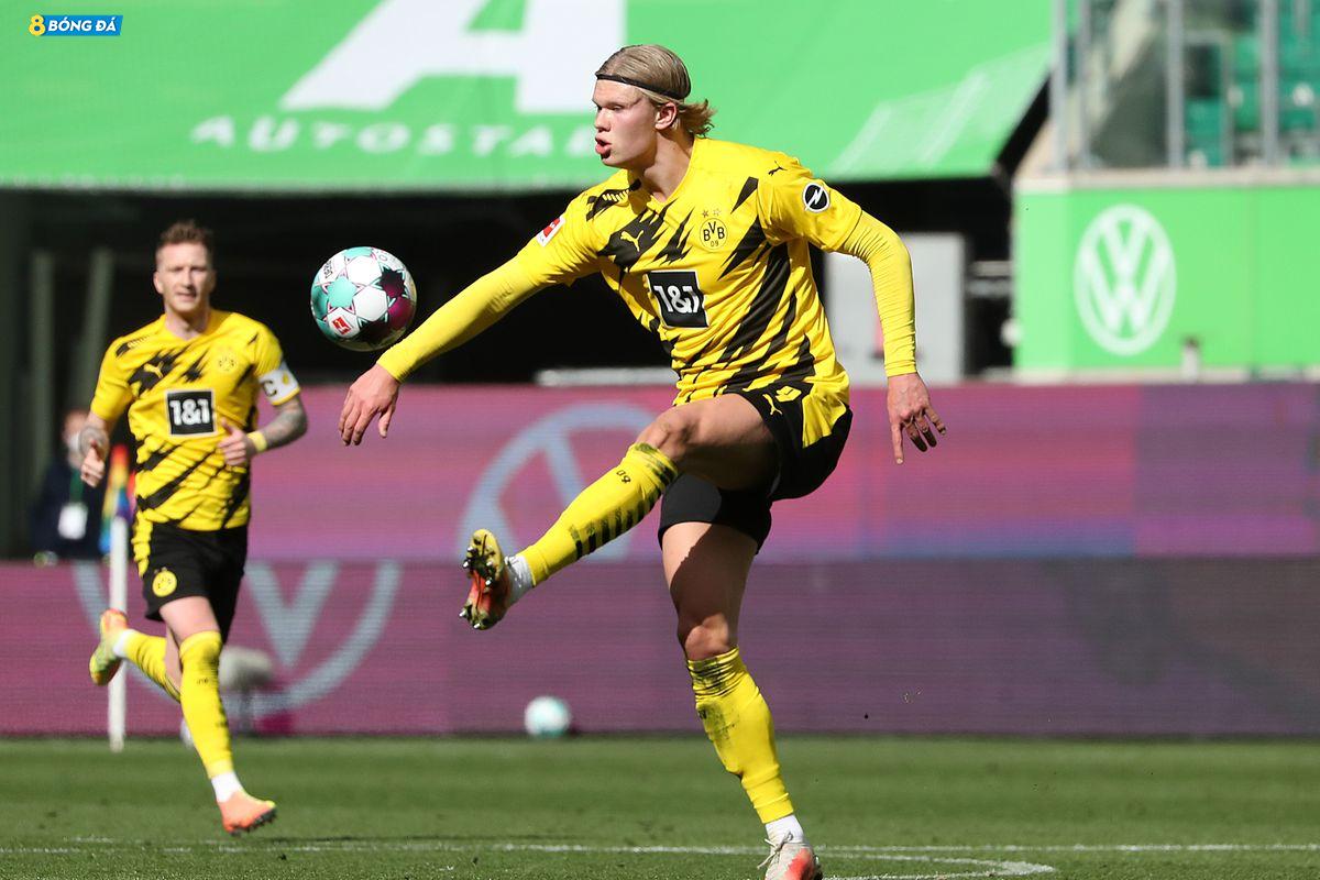 Haaland lập cú đúp giúp Dortmund giành trọn ba điểm