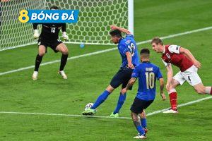 Italia nghẹt thở vào tứ kết Euro 2020