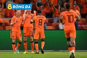 Hà Lan đã có được ba điểm vô cùng khó khăn trước Ukraine