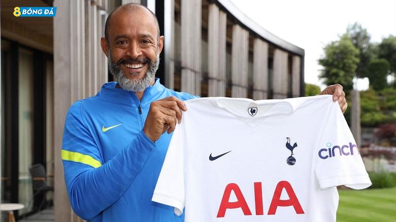 HLV Nuno Santo ký hợp đồng 2 năm với Tottenham