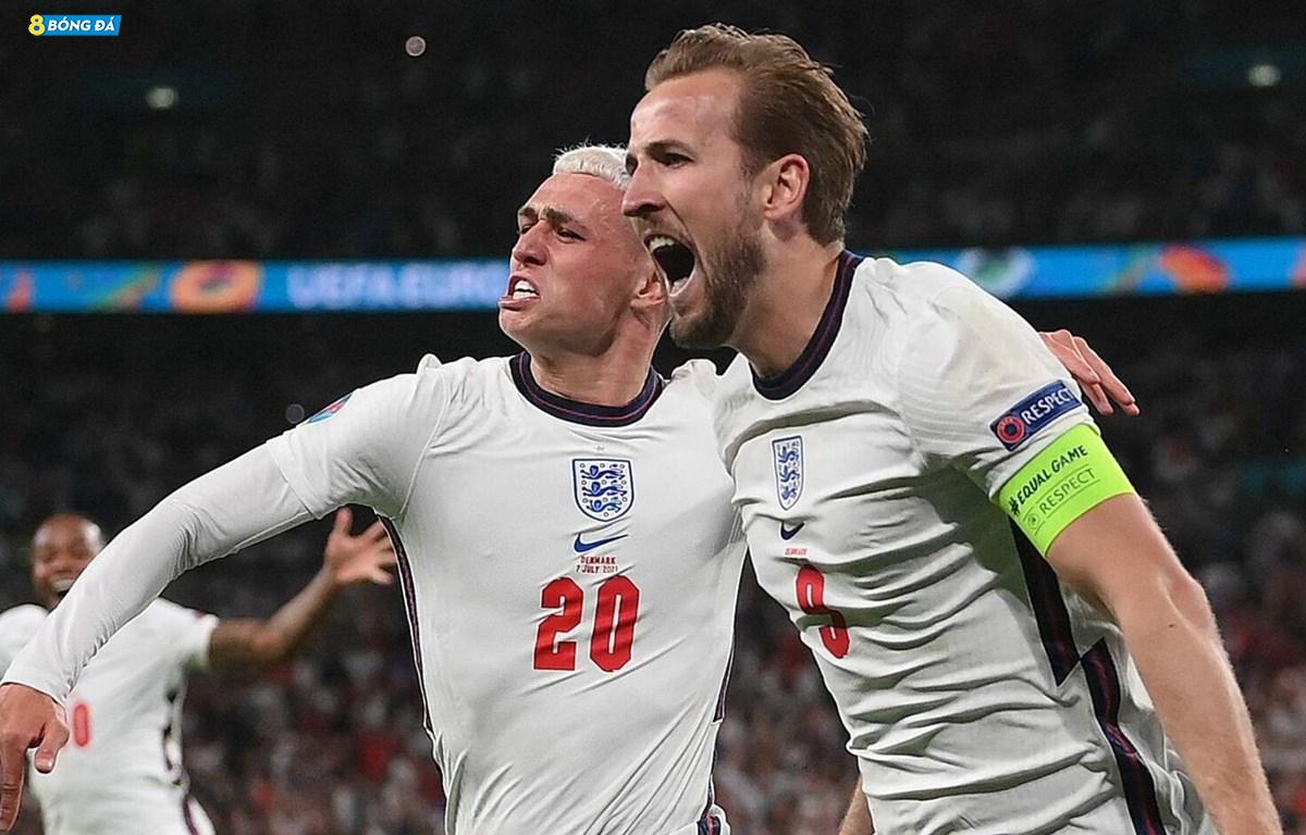 Kane sánh ngang với Lineker để đưa Anh vào chung kết Euro 2020