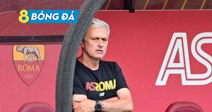 Roma thắng 10-0 trong trận ra quân đầu tiên của Mourinho