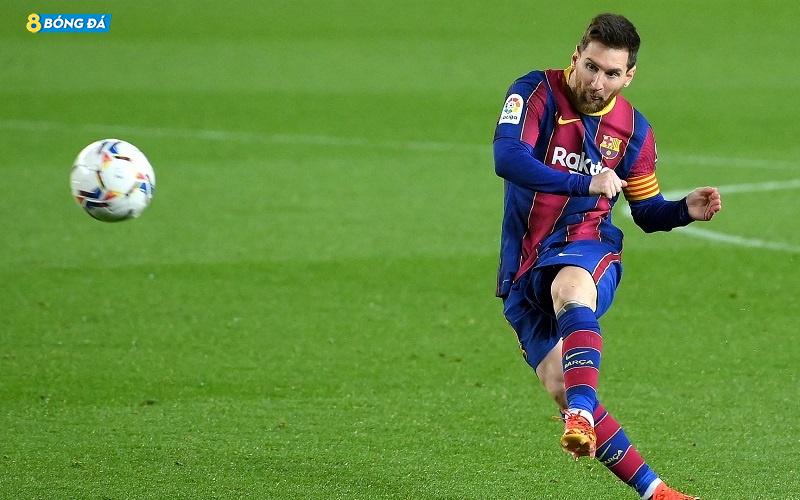 Koeman thừa nhận khó giữ Messi