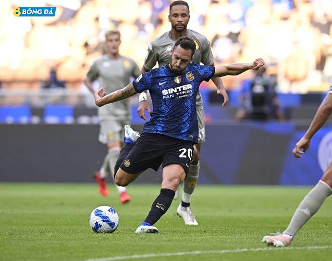 Inter có bàn thắng từ sớm