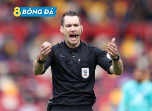 Trọng tài Jarred Gillett sẽ trở thành quan chức nước ngoài đầu tiên trong lịch sử Premier League