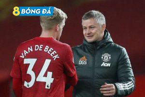 Solskjaer vẫn rất tin tưởng vào Van de Beek