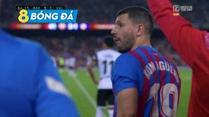 Aguero vui mừng trong lần đầu ra mắt Barca