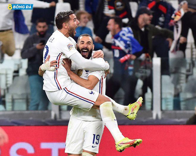 Tính riêng trong thời gian thi đấu chính thức (90 phút, 120 phút), Pháp chưa từng thua khi Benzema ghi bàn (22 thắng, 2 hòa)