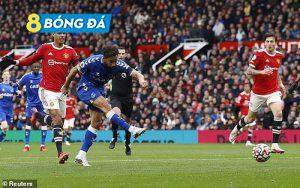 Townsend thoải mái dứt điểm ghi bàn trong thế đối mặt De Gea