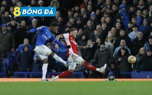 Everton thắng trận đầu tiên sau hơn 2 tháng và vươn lên vị trí thứ 12.