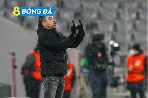 Xavi sẽ cùng với Barca xuống thi đấu tại Europa Leage