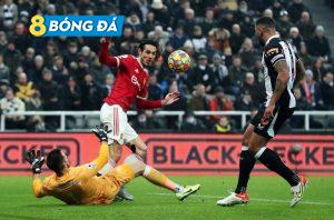 Cavani tỏa sáng cho MU