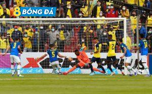 Casemiro (5) ghi bàn mở tỉ số cho Brazil