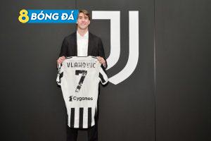 Dusan Vlahovic đã chính thức được ra mắt với tư cách là một cầu thủ của Juventus