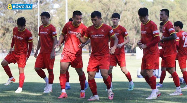 Đội tuyển Việt Nam tập luyện cho trận đấu với Australia 