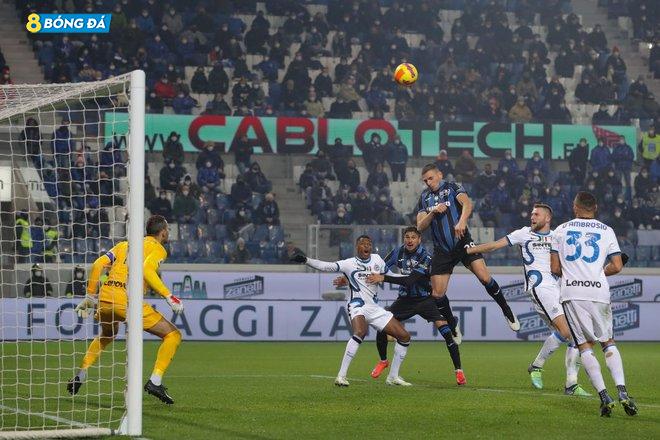 Inter Milan hòa đáng tiếc bởi Atalanta