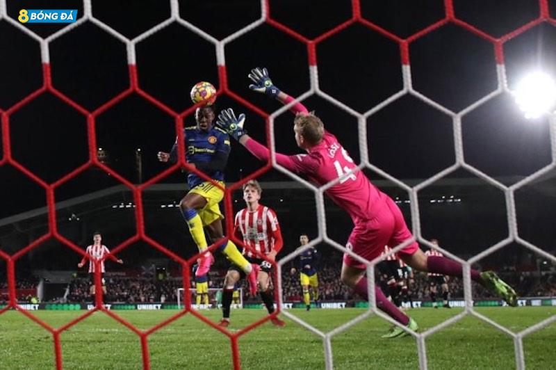 Elanga ghi bàn đầu tiên cho MU mùa này.