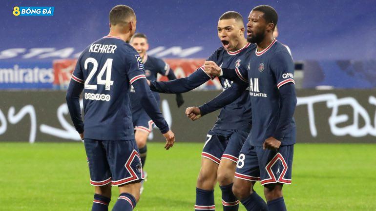 Thilo Kehrer tỏa sáng giúp PSG có trận hòa trên sân Lyon