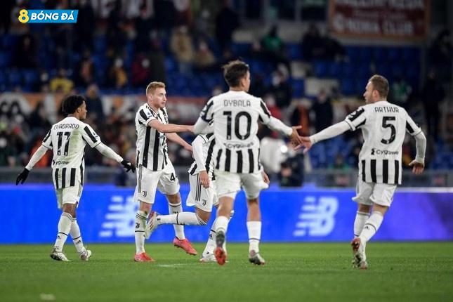 Juventus ghi liên tiếp 3 bàn thắng trong vòng 7 phút để lật ngược thế cờ