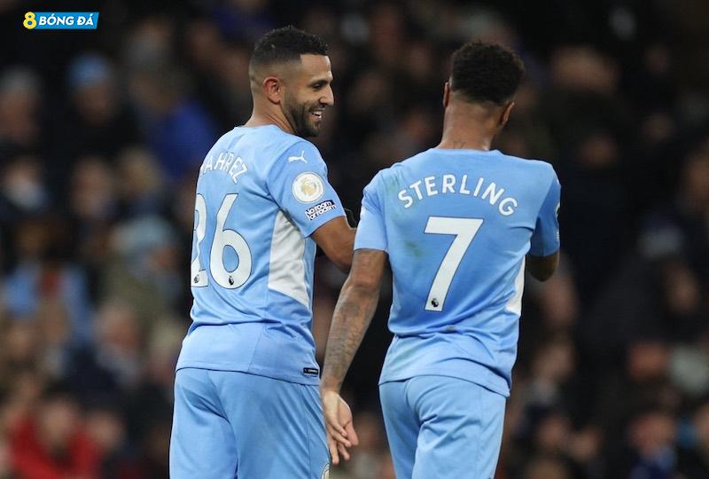 Sterling giúp Man City thắng Brentford 2-0