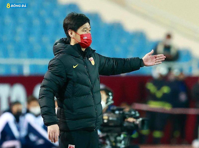 Huấn luyện viên trưởng Trung Quốc Li Xiaopeng