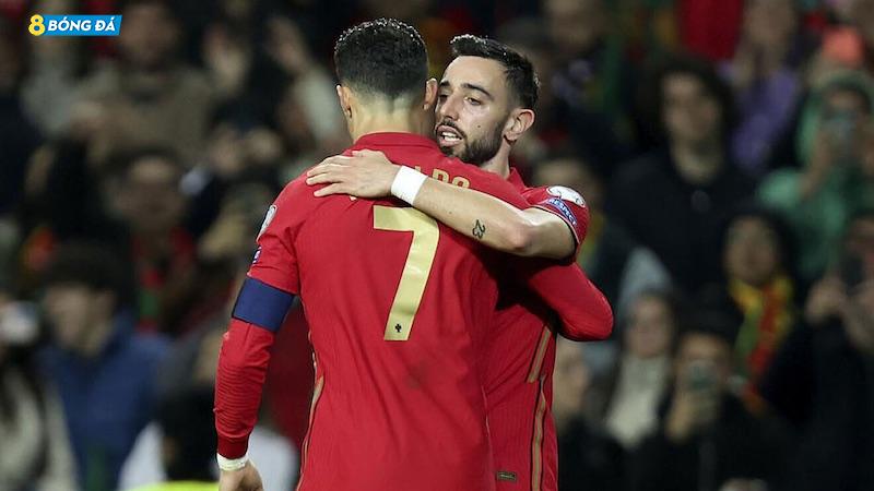 Cristiano Ronaldo cùng Bruno Fernandes đưa Bồ Đào Nha đến World Cup 2022