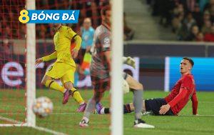 Chelsea vượt khó vào tứ kết Champions League