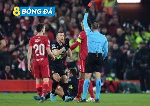 Tấm thẻ đỏ tai hại của Sanchez