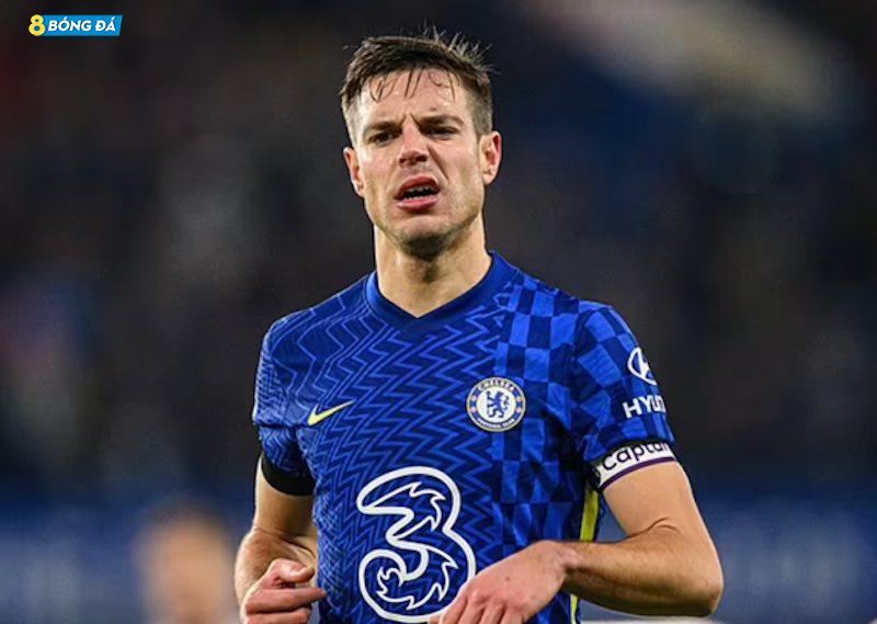 Cesar Azpilicueta nhiều khả năng vẫn ở lại Chelsea