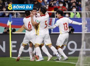 Tuyển Việt Nam ăn mừng bàn thắng mở tỷ số trận đấu.