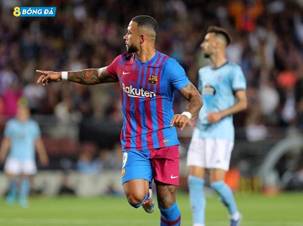 Depay mở tỷ số cho Barca Depay mở tỷ số cho Barca