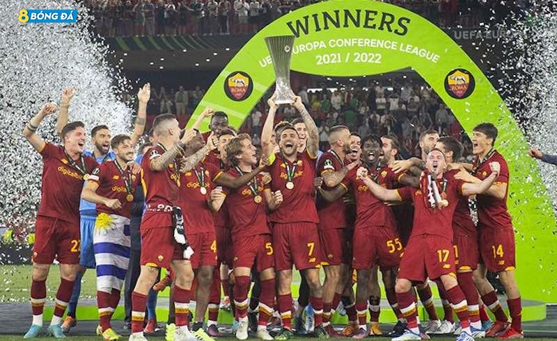 AS Roma xứng đáng lên ngôi Europa Conference League