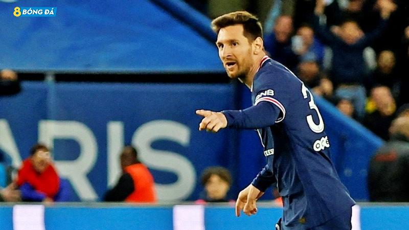Messi hứa hẹn sẽ tỏa sáng hơn cho PSG ở mùa tới