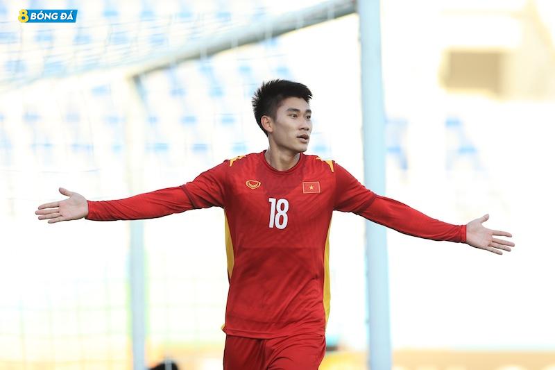 Nhâm Mạnh Dũng là cái tên sáng giá nhất của U23 Việt Nam