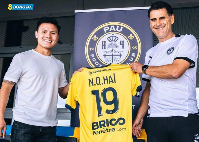 Quang Hải chính thức khoác áo số 19 ở CLB Pau tại Ligue 2 sau buổi kiểm tra y tế