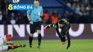 Messi biến bàn thắng thành cơ hội