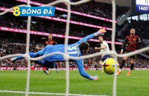 Hạ Man City, Kane lập kỷ lục mới