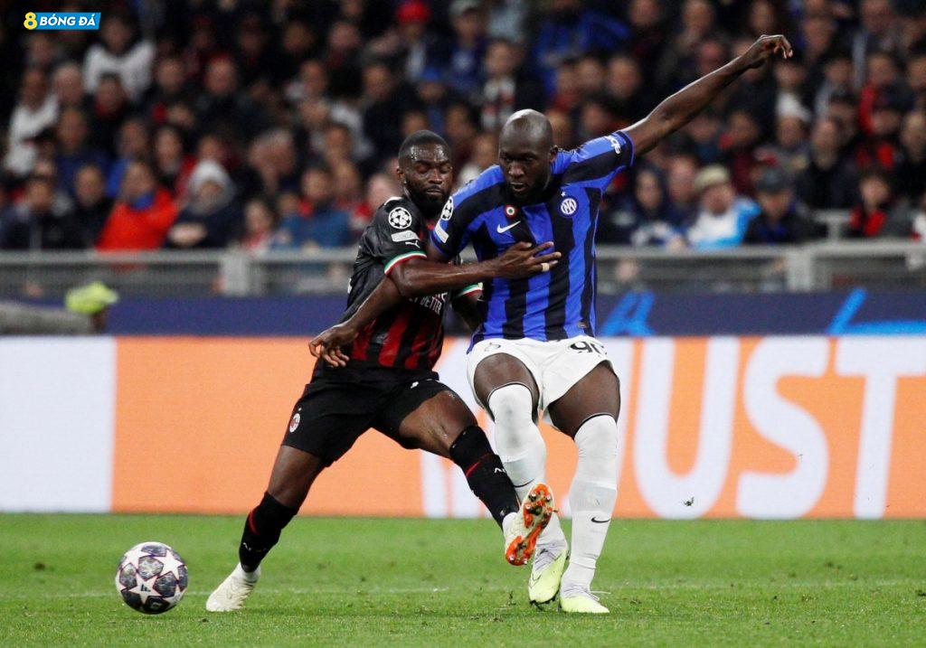 Inter Milan hạ gục AC Milan 2-0