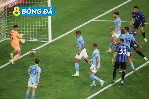 Pep chế nhạo Lukaku